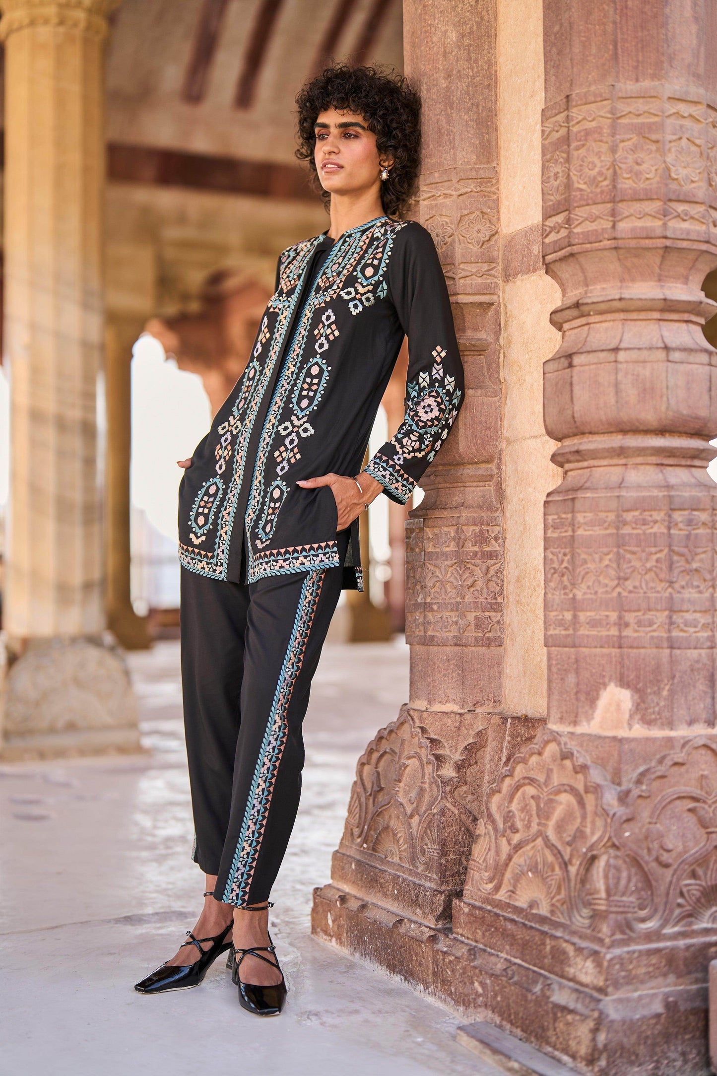 SIDE EMBROIDERED PANT - dash and dot