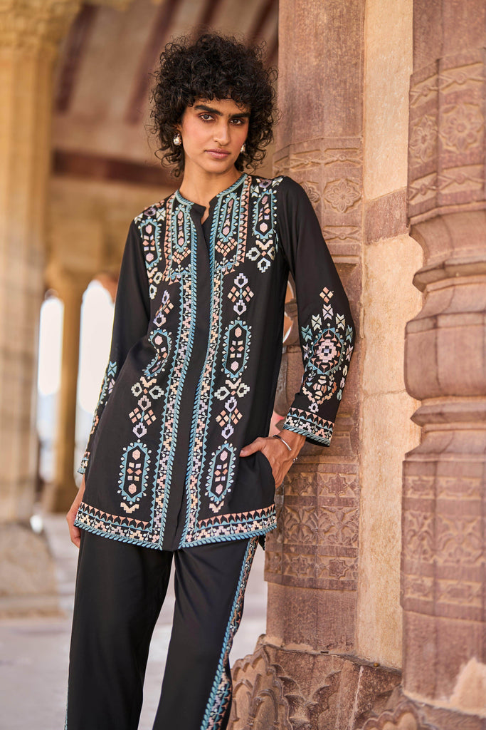 TRIBAL EMBROIDERED TOP - dash and dot dash and dot