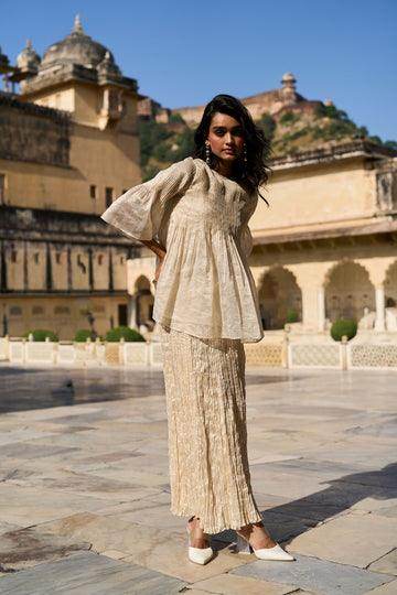 PLEATED AND CRINKLED TISSUE SET - dash and dot dash and dot