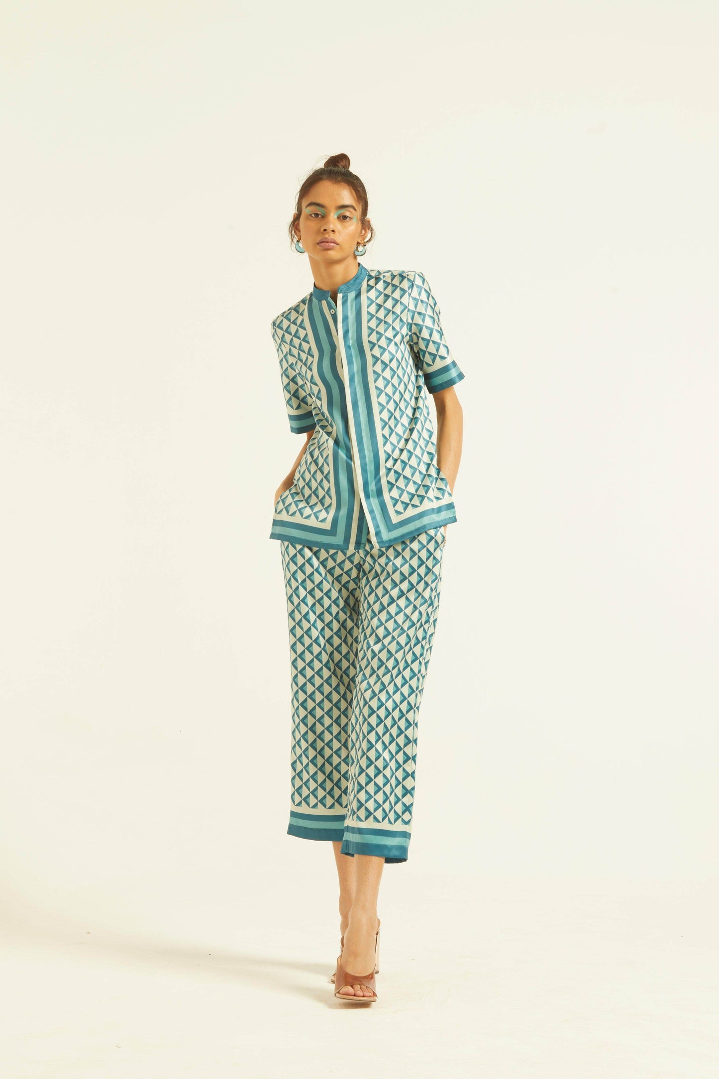 BORDER PRINT PANT - dash and dot