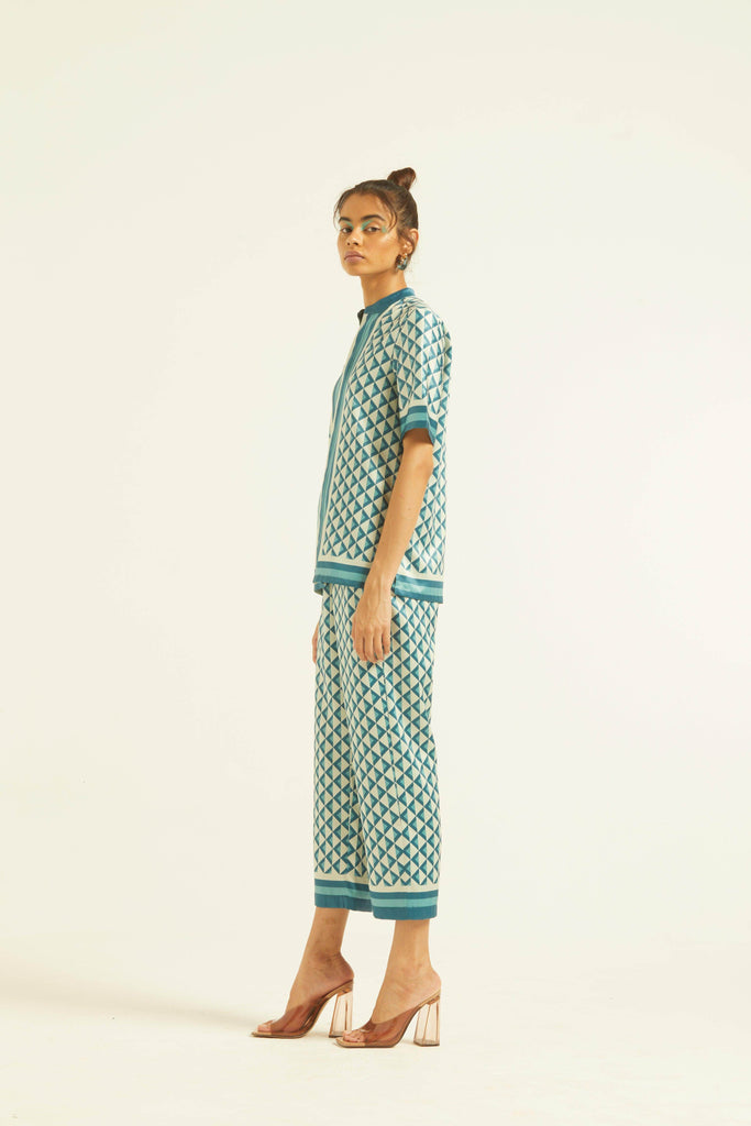 BORDER PRINT SHIRT - dash and dot dash and dot