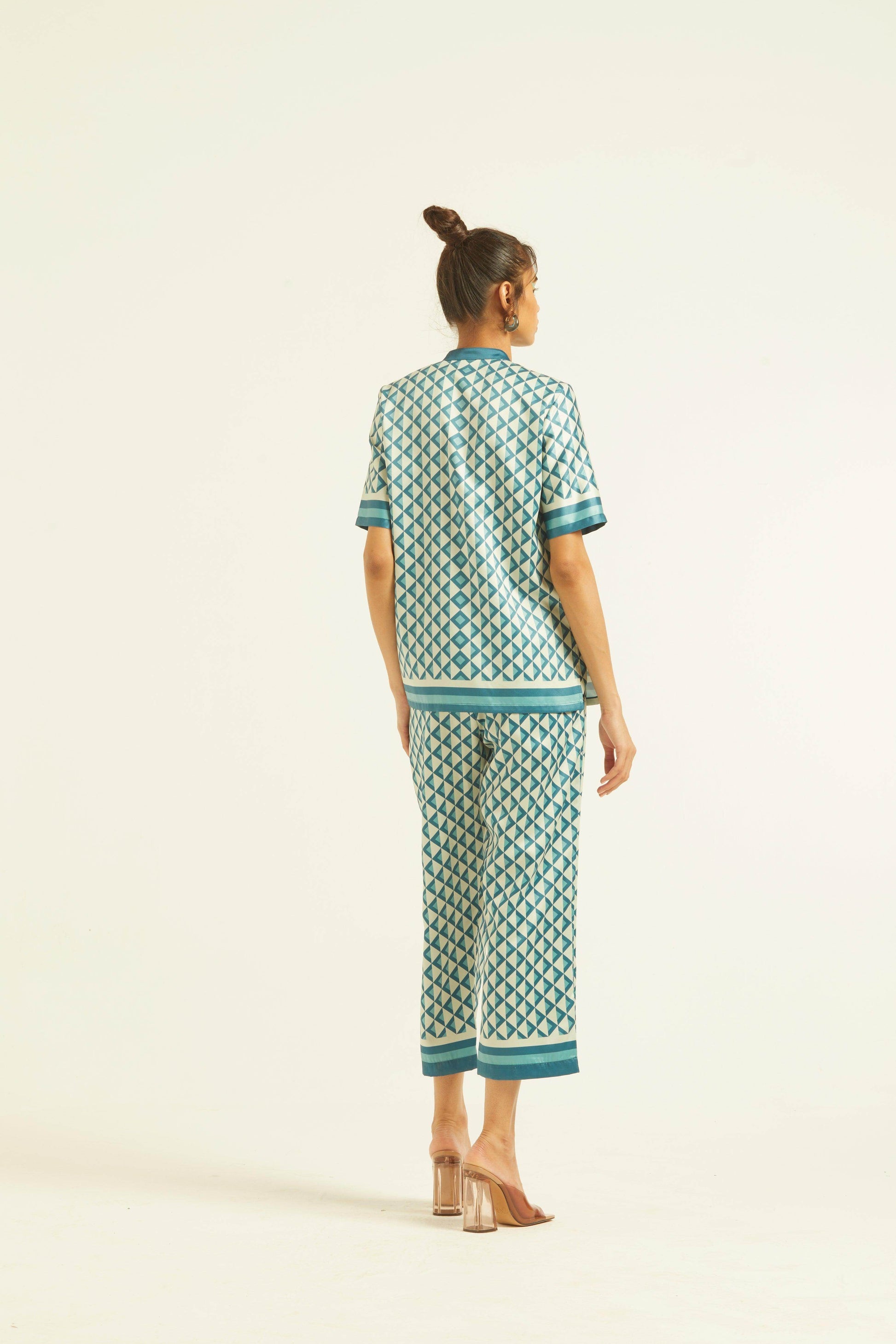 BORDER PRINT SHIRT - dash and dot