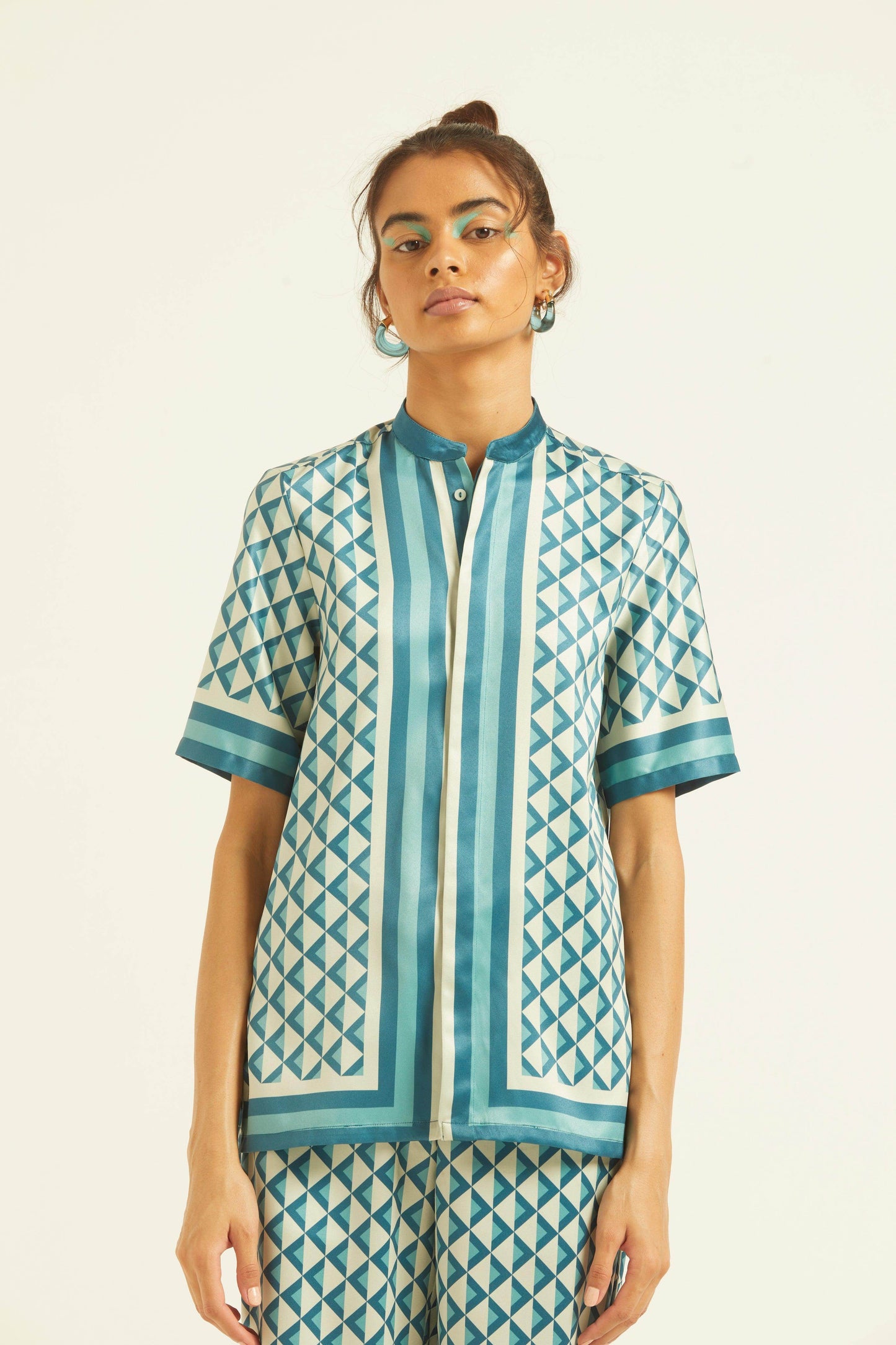 BORDER PRINT SHIRT - dash and dot