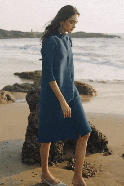 TEAL PLEATED MIDI - dash and dot