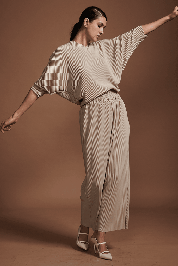 PLEAT DOLMAN SET - dash and dot dash and dot