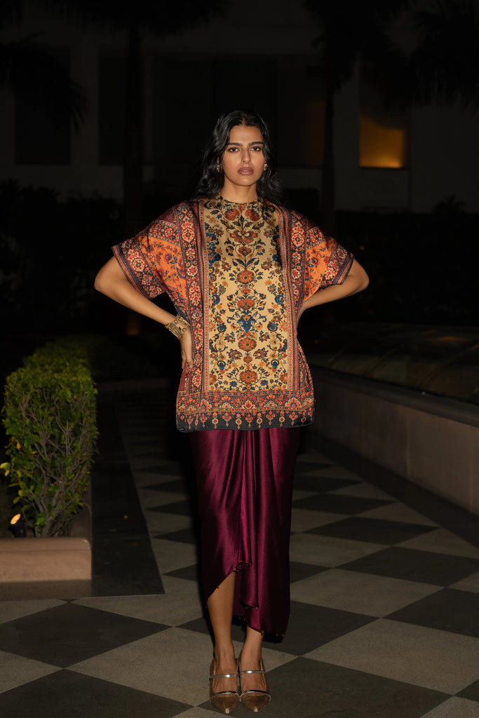 FLORAL MOSAIC PRINT TOP dash and dot