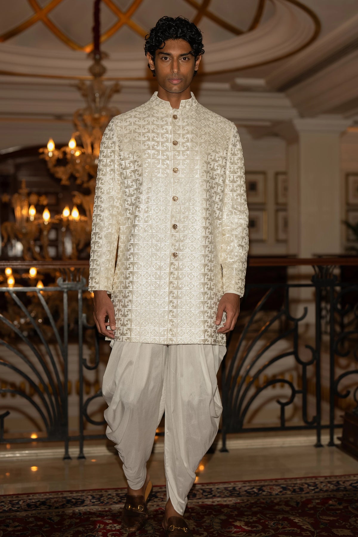 IVORY EMBROIDERED JACKET