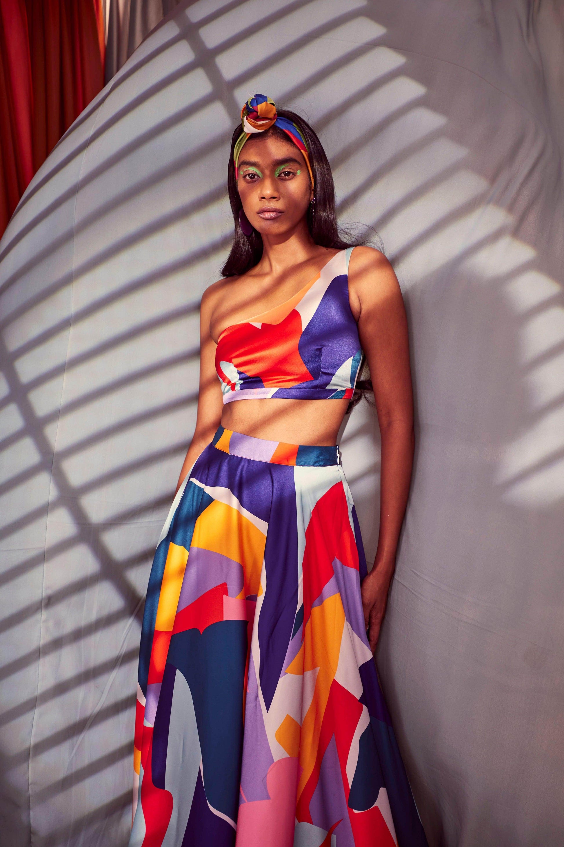 ABSTRACT ONE SHOULDER TOP - dash and dot