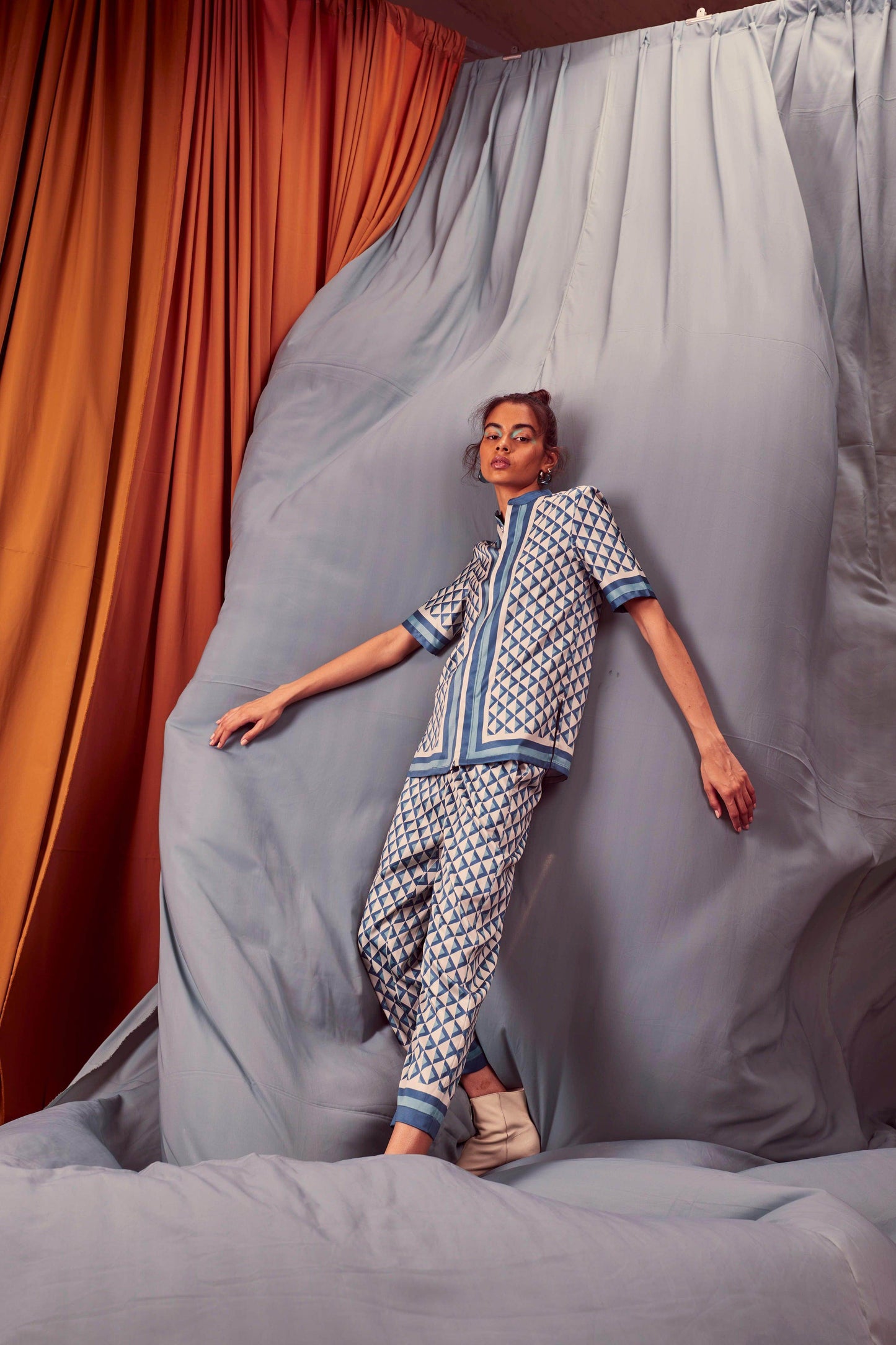 BORDER PRINT PANT - dash and dot