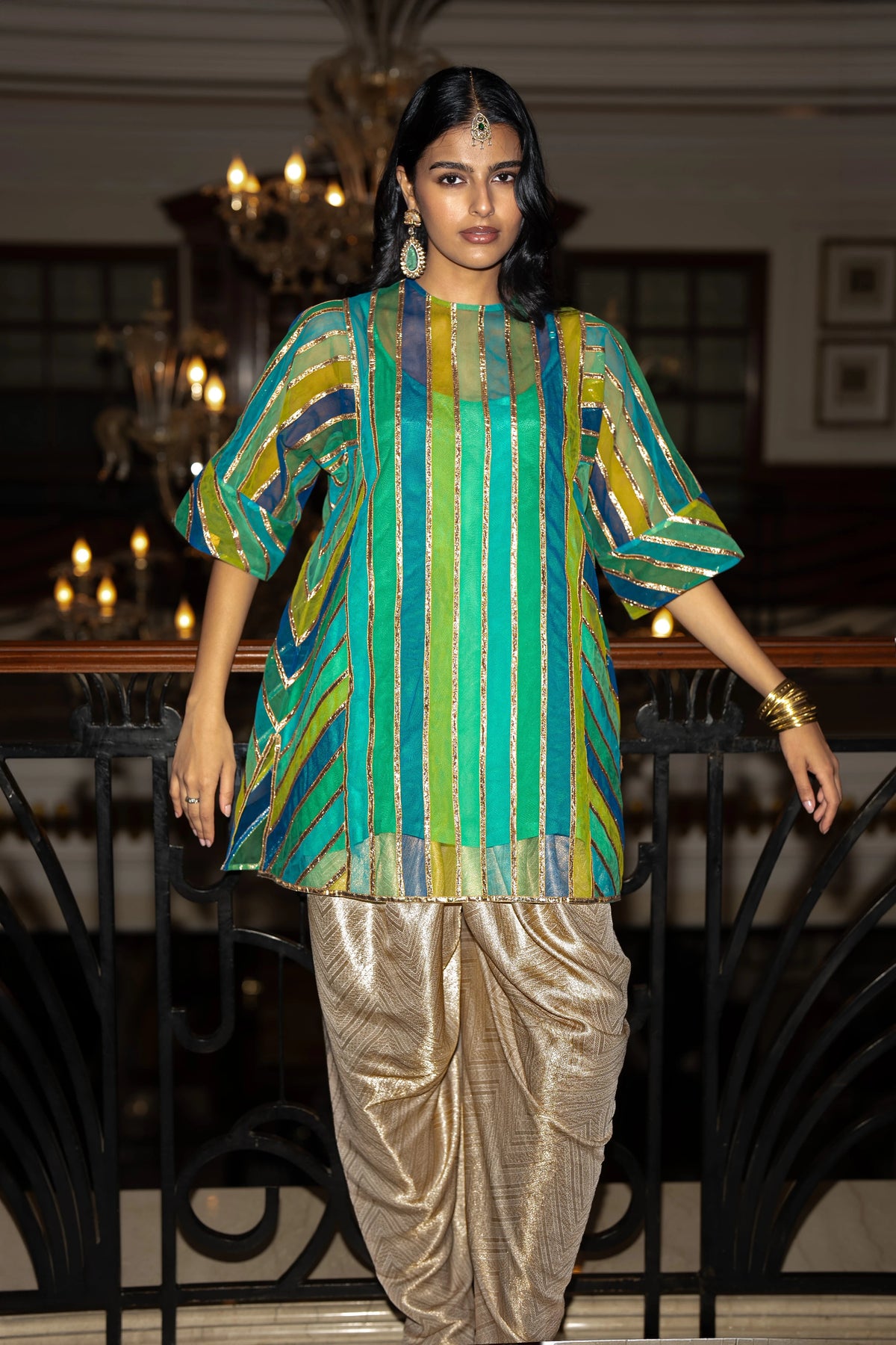 RIBBON EMBROIDERED STRIPED BOXY TOP & BROCADE TULIP PANT