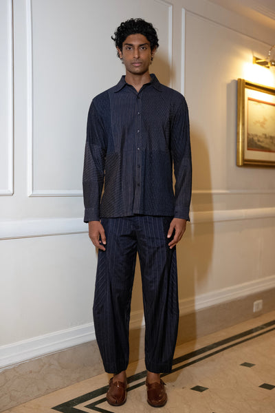 TEXTURED-PINTUCK BARREL PANT
