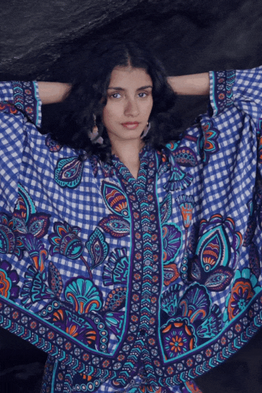 PRINTED CHECK BOXY TOP - dash and dot