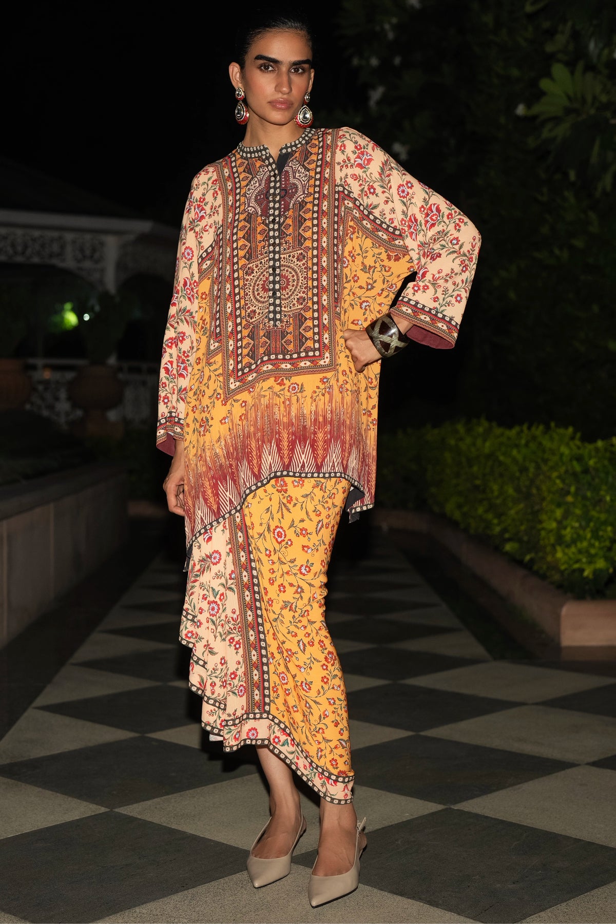 TRIBAL PANEL PRINT TOP & DRAPE SKIRT SET