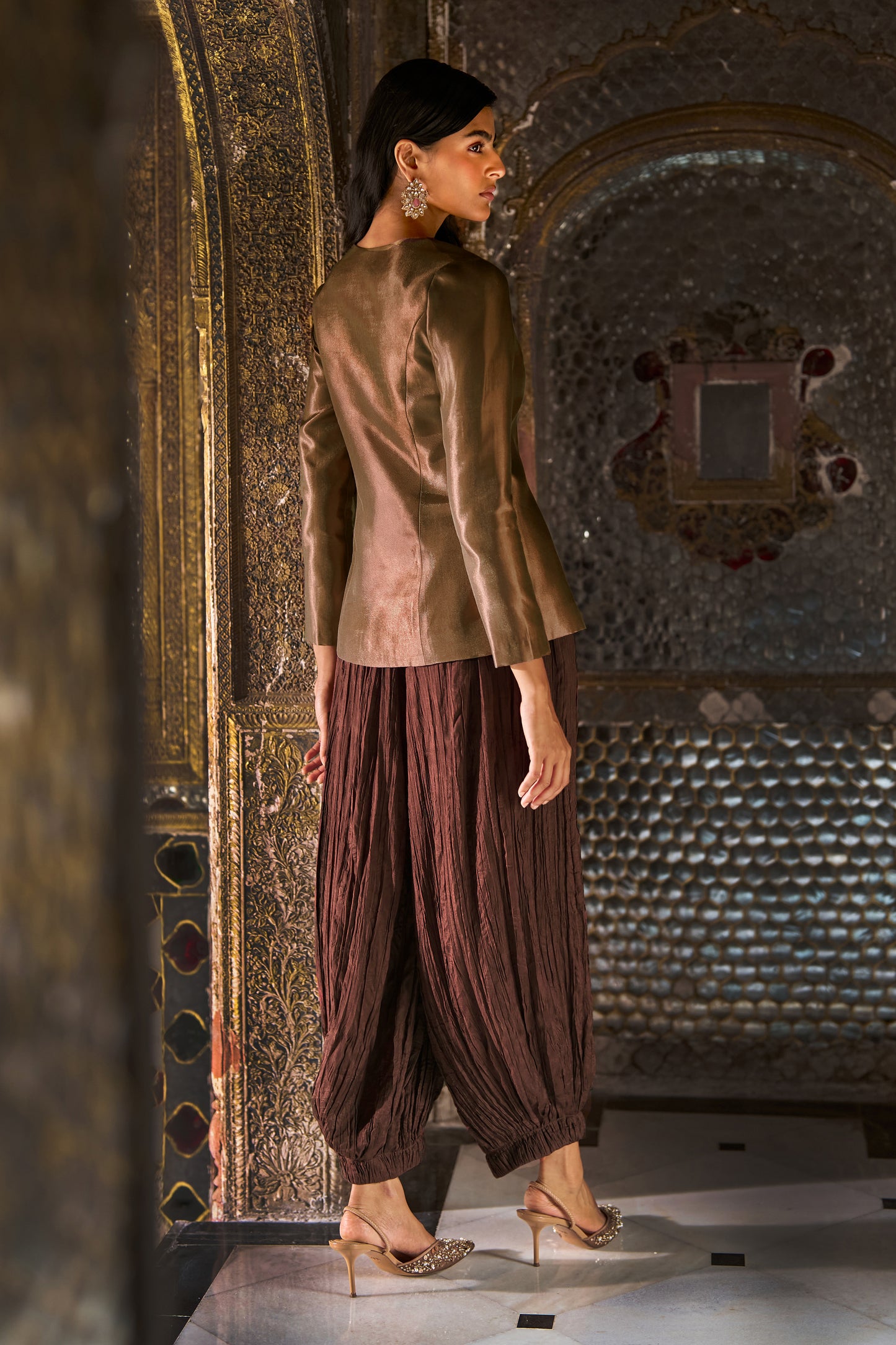 CARAMEL BROCADE PEPLUM TOP AND CRUSHED CRINKLED PANT