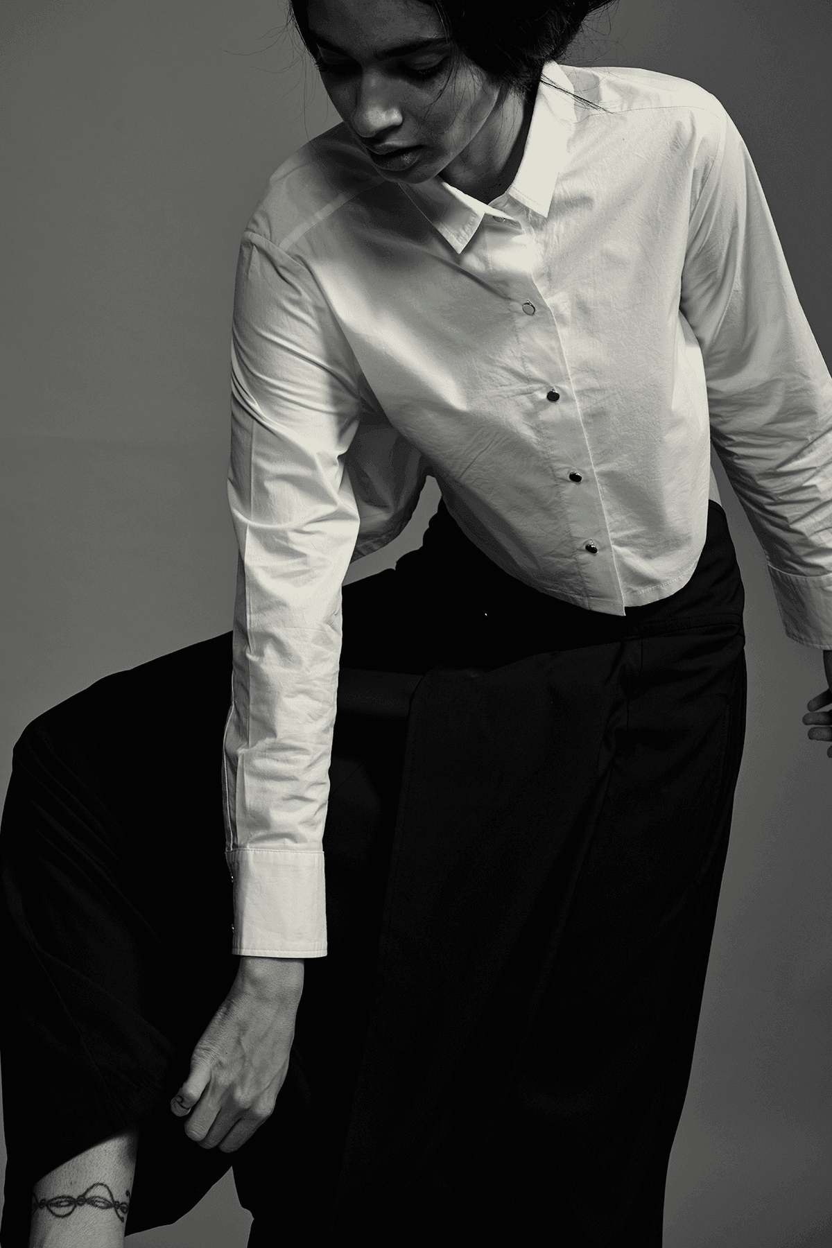 BACK TIE CROP SHIRT - dash and dot