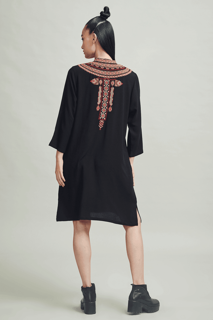 TRIBAL EMBROIDERED DRESS - dash and dot dash and dot
