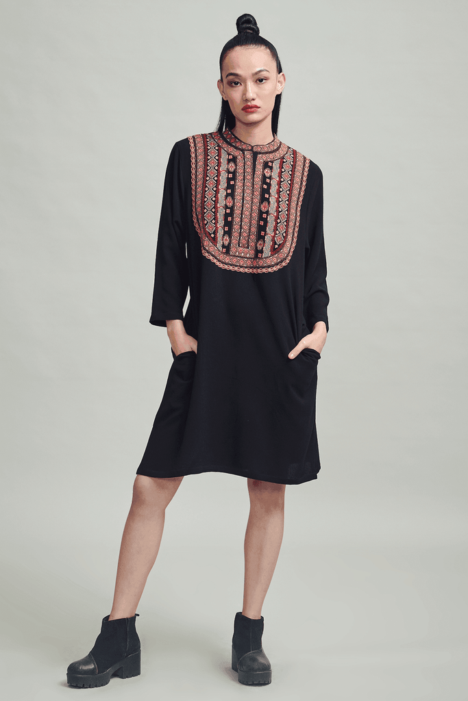 TRIBAL EMBROIDERED DRESS - dash and dot dash and dot