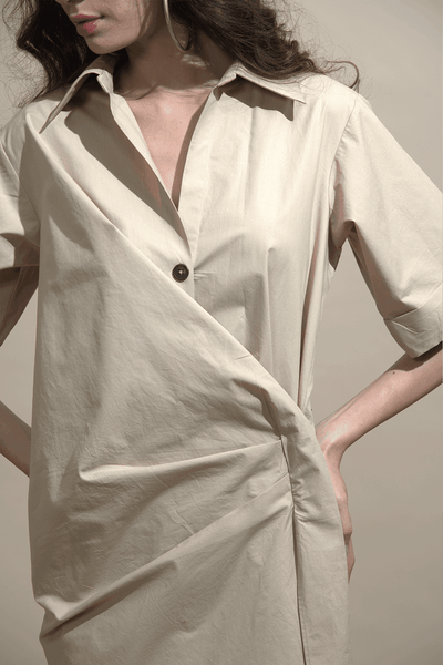 ACROSS BUTTON PLEAT MIDI - dash and dot