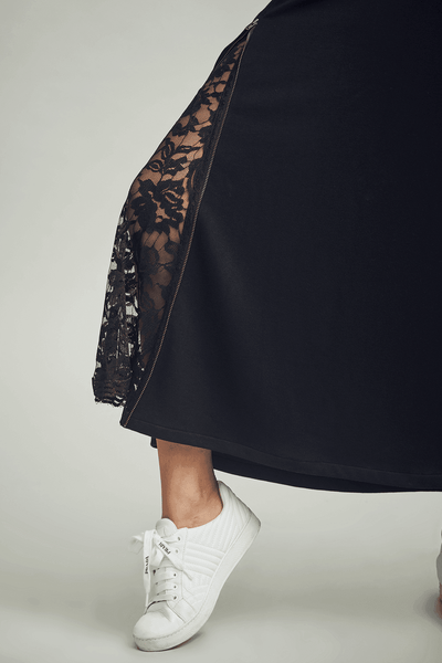 LACE INSERT SKIRT - dash and dot