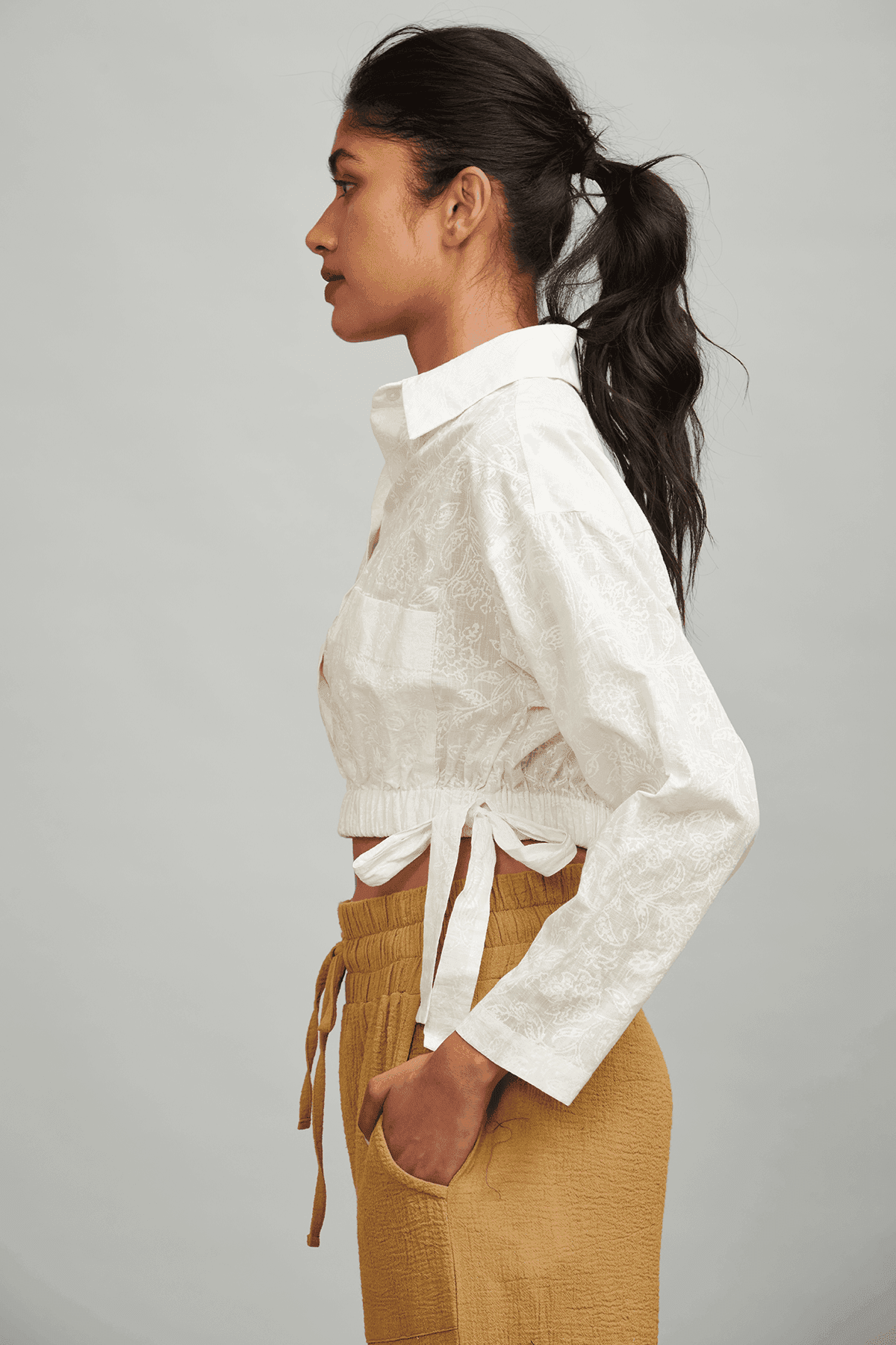 ALL WHITE CROP SHIRT - dash and dot
