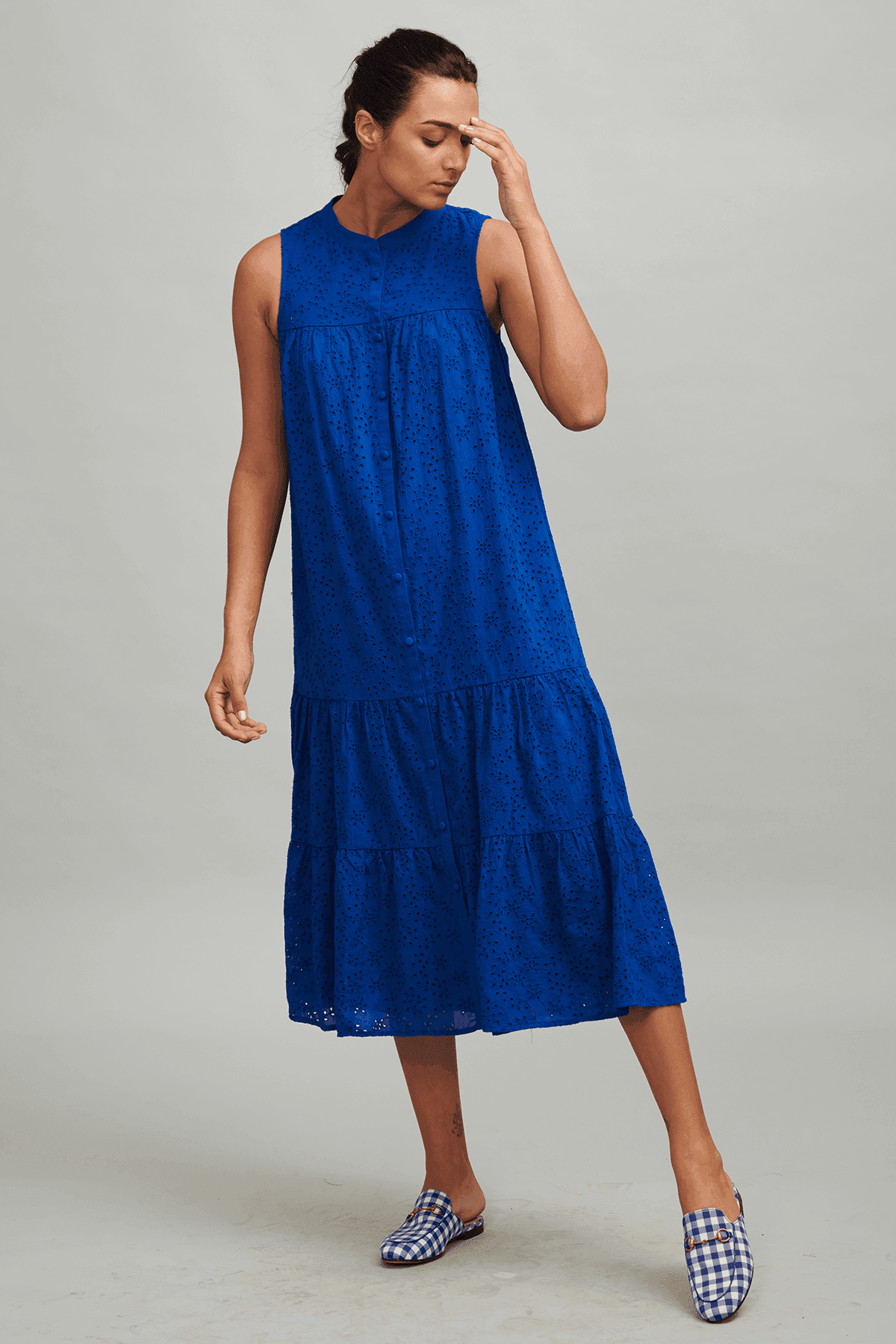 CUTWORK EMBROIDERY MIDI - dash and dot