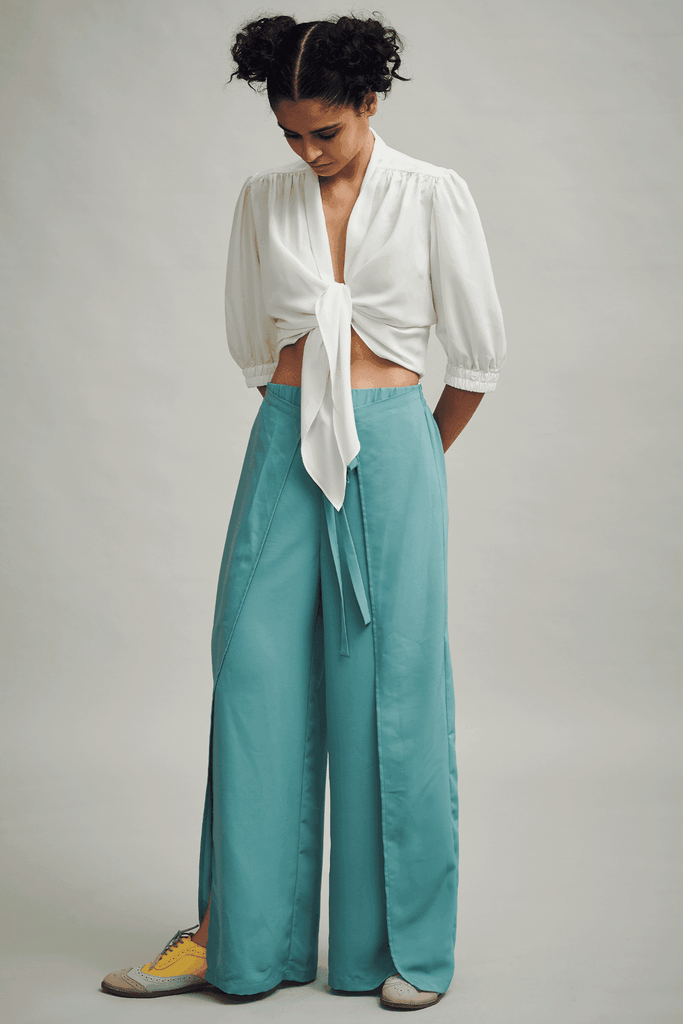 IVORY FRONT TIE TOP - dash and dot dash and dot