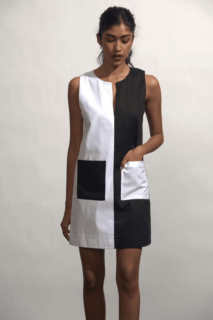 BLACK-WHITE MINI - dash and dot dash and dot