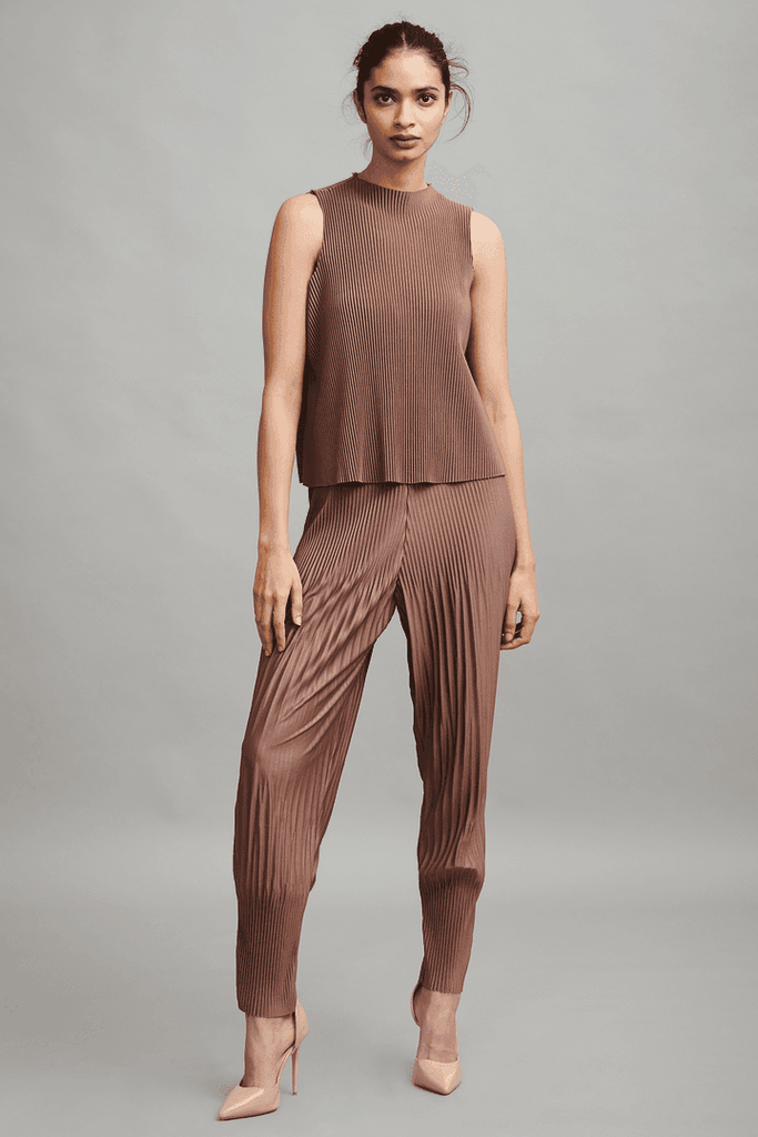 PLEAT SLEEVELESS TOP - dash and dot dash and dot