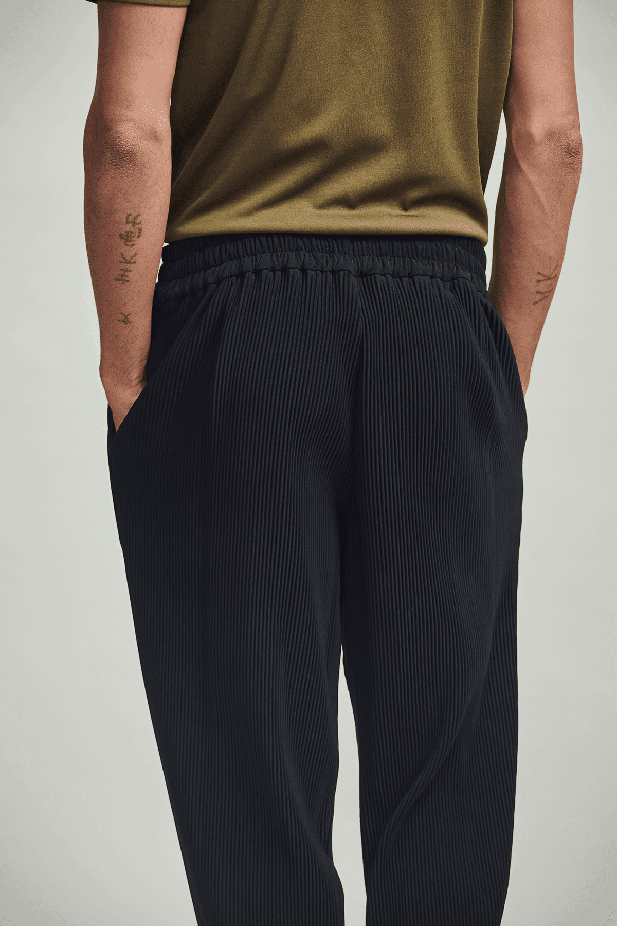 PLEATED JOGGER - dash and dot