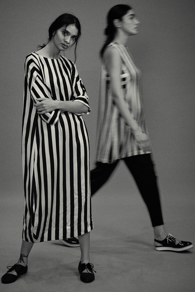 B&W STRIPE MIDI - dash and dot dash and dot