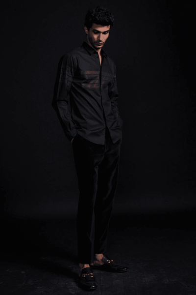 TONAL DIRECTIONAL SHIRT - dash and dot