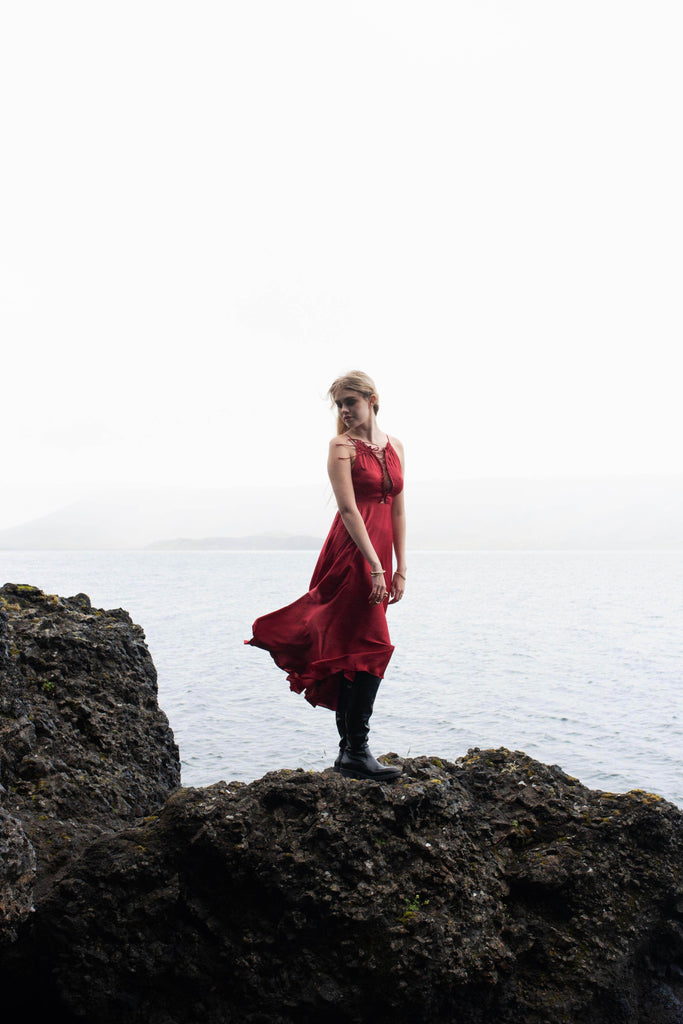 CRIMSON TIE UP DRESS - dash and dot dash and dot