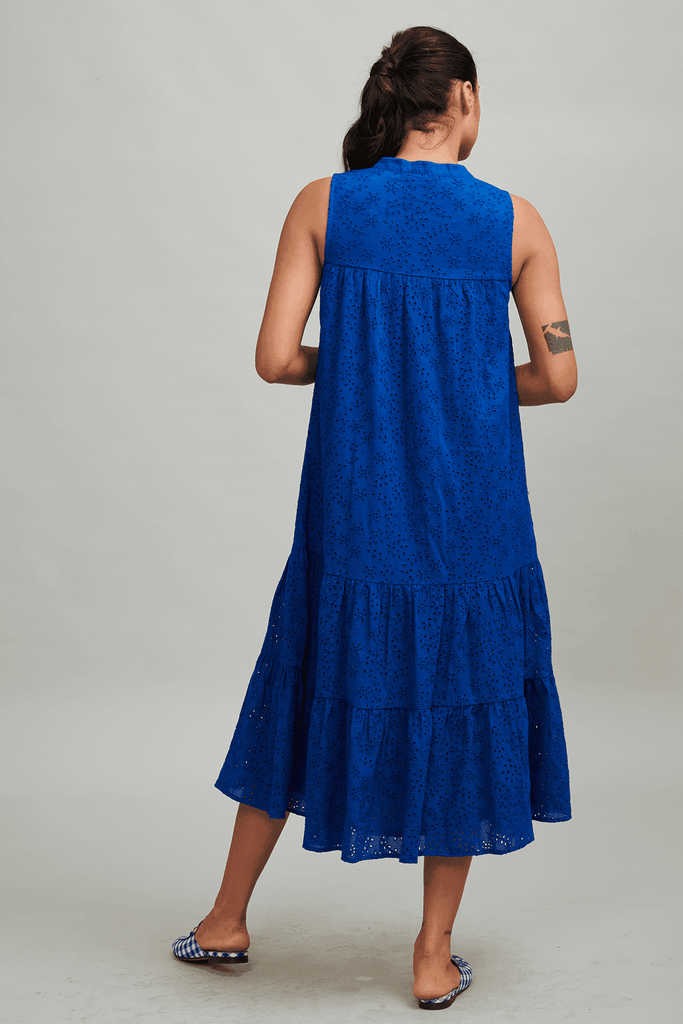 CUTWORK EMBROIDERY MIDI - dash and dot dash and dot