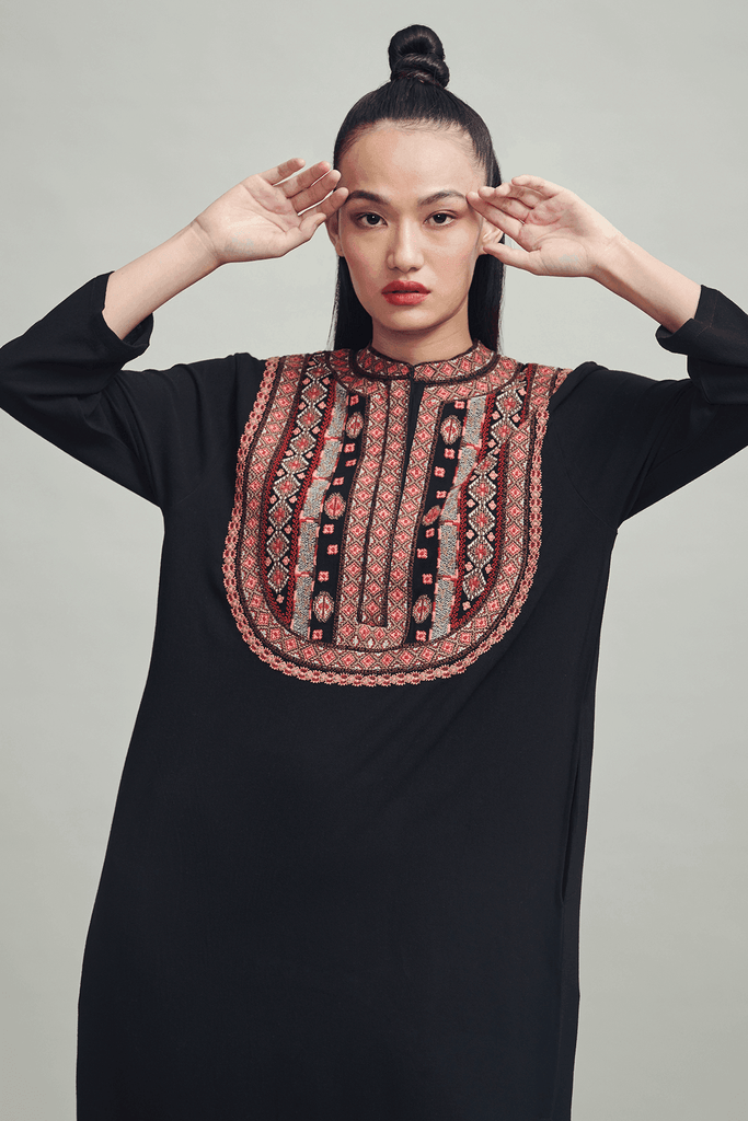 TRIBAL EMBROIDERED DRESS - dash and dot dash and dot