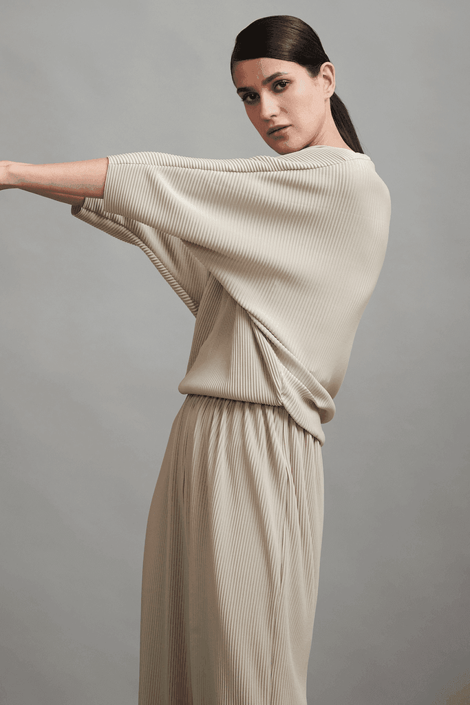 PLEAT DOLMAN TOP - dash and dot dash and dot