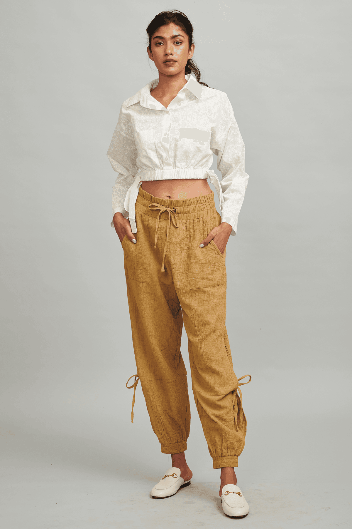 CRINKLE CUTOUT JOGGER - dash and dot