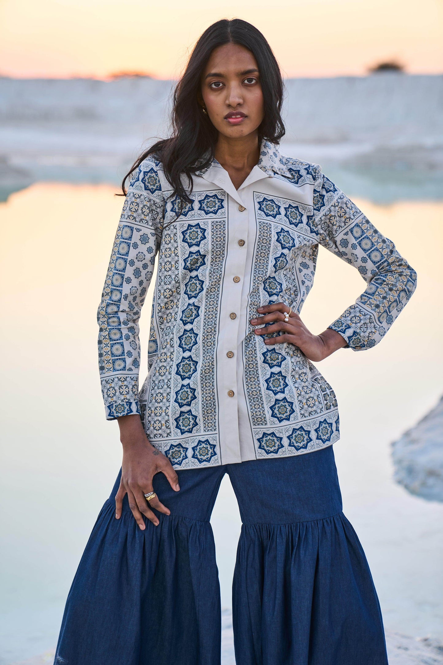TILE SHIRT - dash and dot
