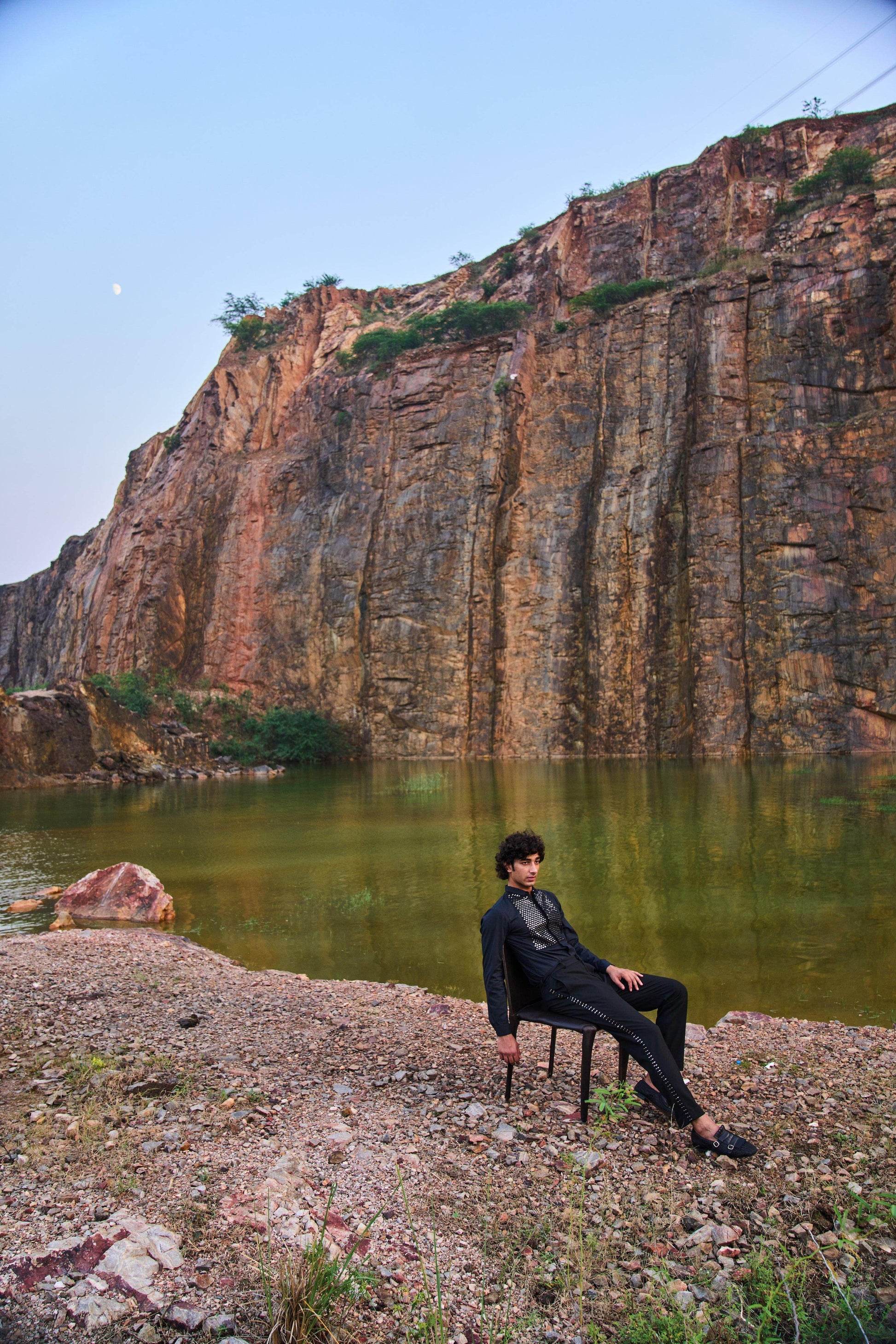 MIRROR EMBROIDERED STRIPE PANT - dash and dot