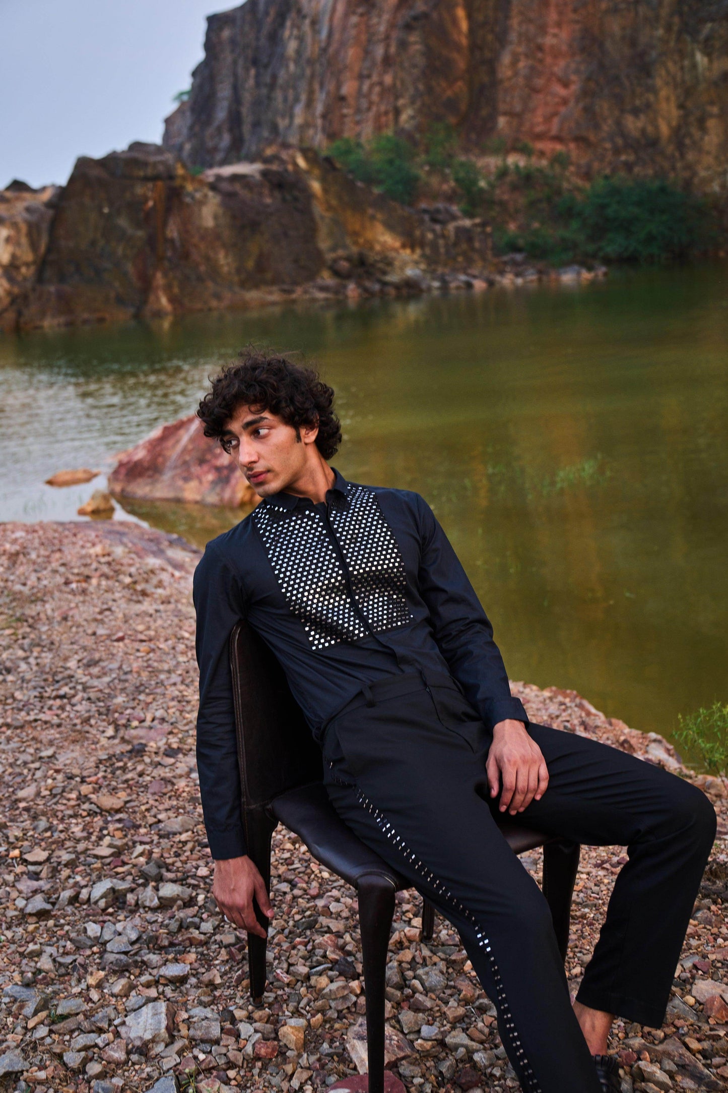 MIRROR EMBROIDERED STRIPE PANT - dash and dot