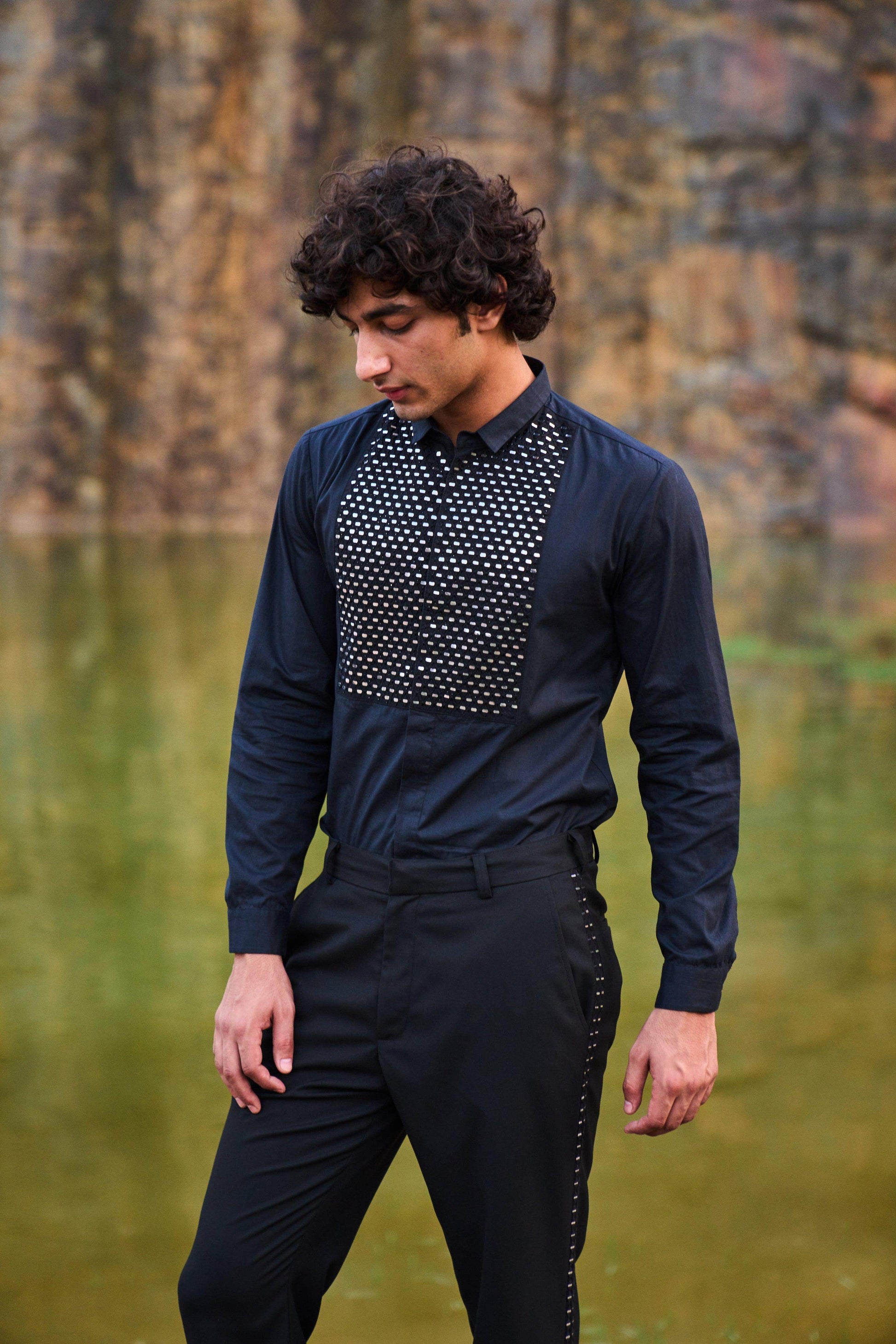 MIRROR EMBROIDERED BIB SHIRT - dash and dot