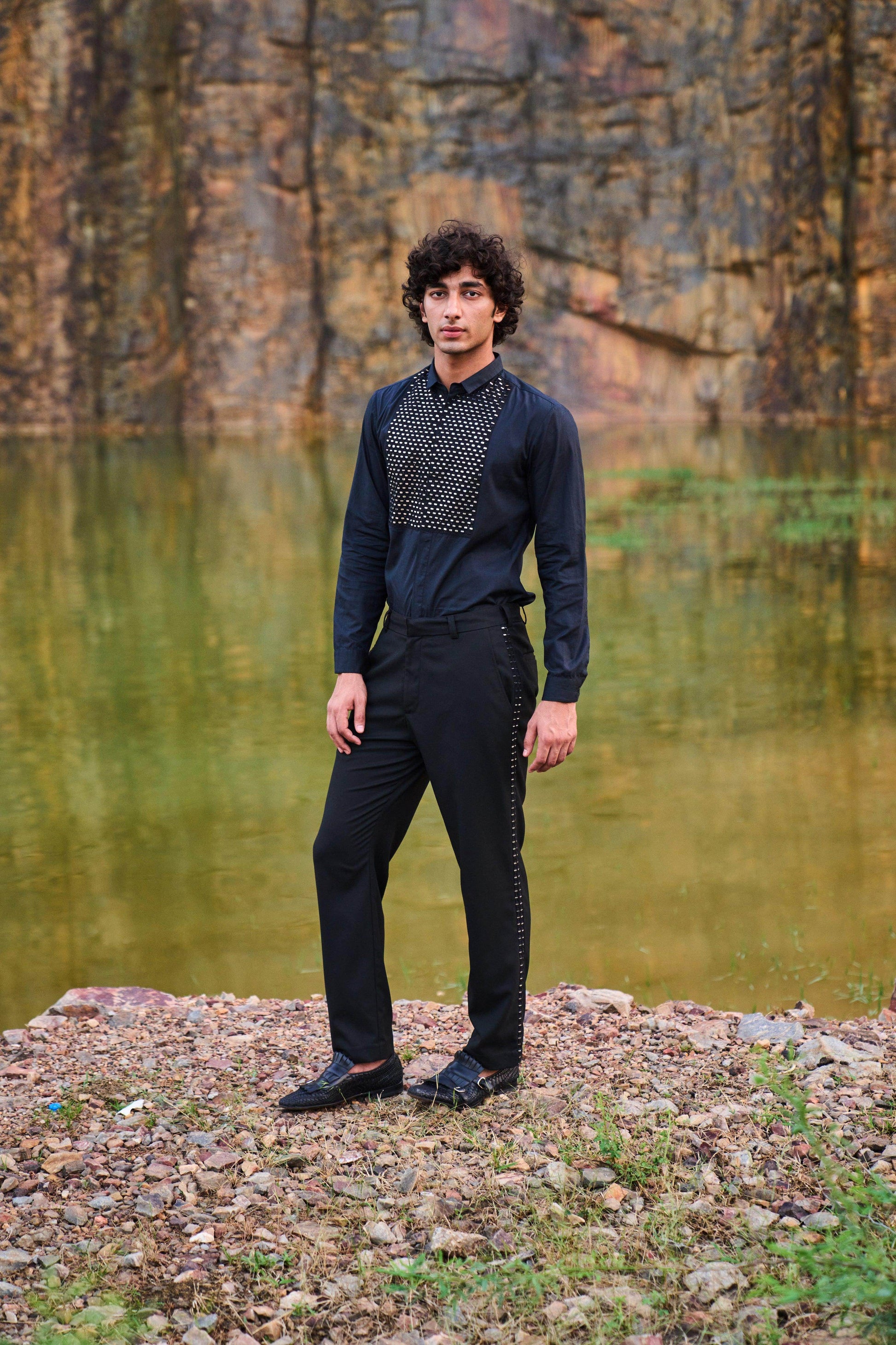 MIRROR EMBROIDERED STRIPE PANT - dash and dot