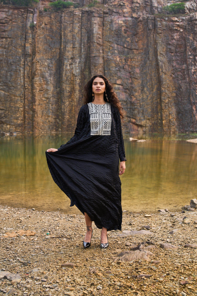 CRUSHED GOTA MAXI - dash and dot dash and dot