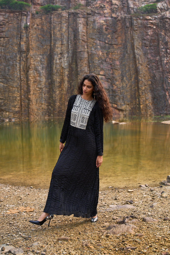 CRUSHED GOTA MAXI - dash and dot dash and dot