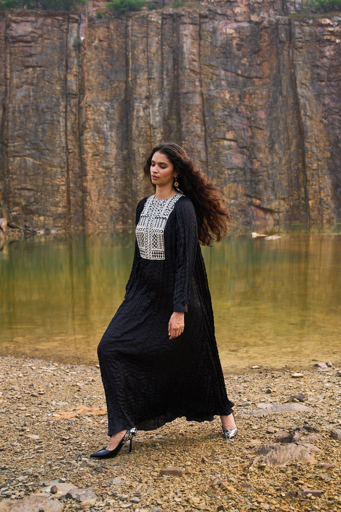 CRUSHED GOTA MAXI - dash and dot dash and dot