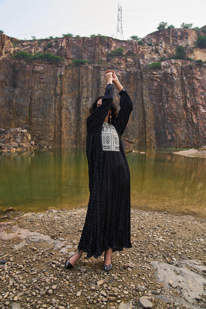 CRUSHED GOTA MAXI - dash and dot dash and dot