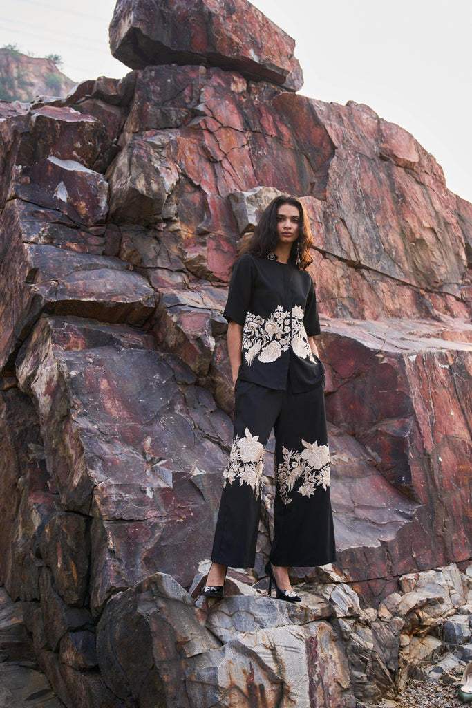 PLACEMENT EMBROIDERED PANT - dash and dot dash and dot