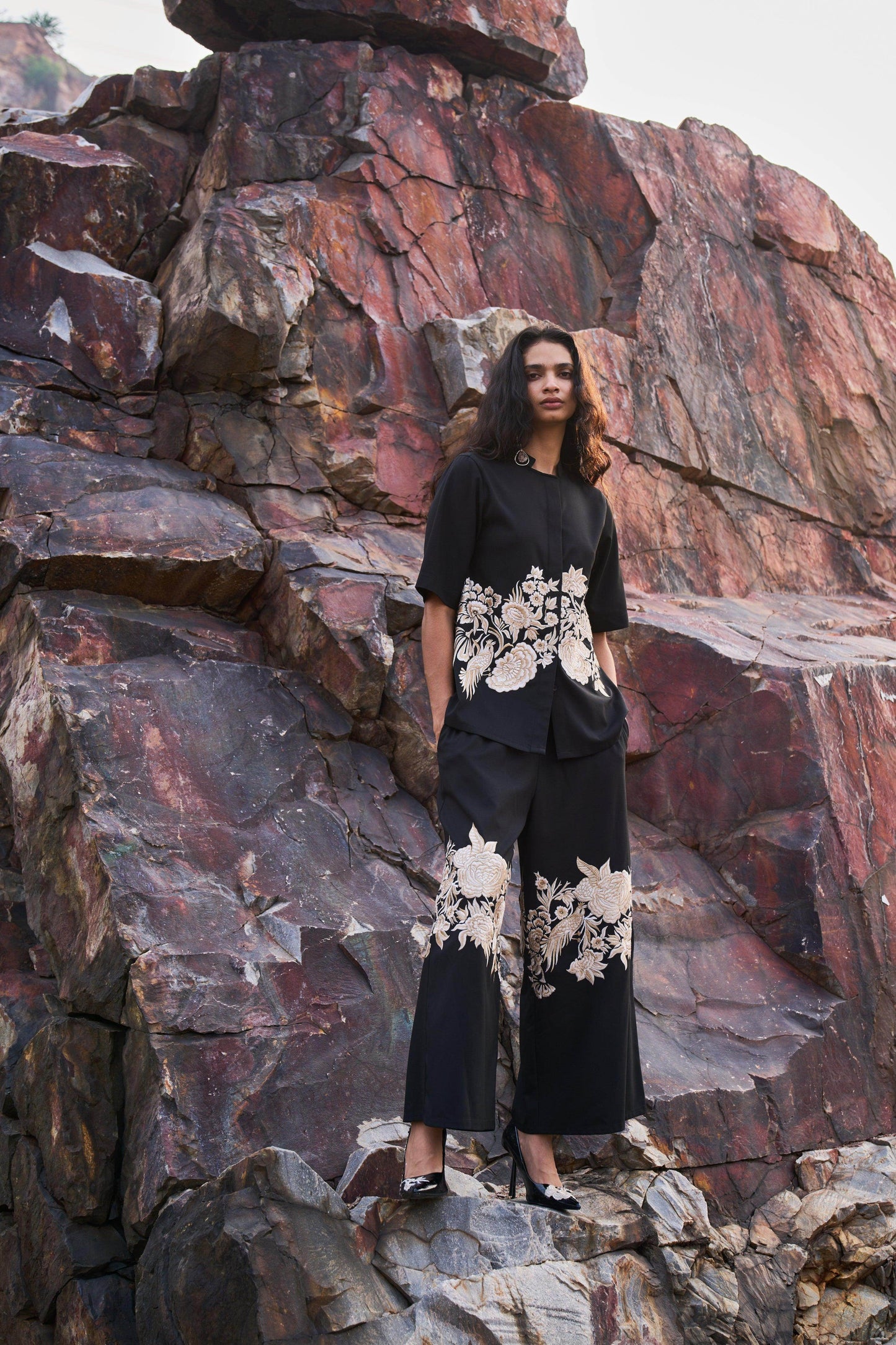 PLACEMENT EMBROIDERED PANT - dash and dot