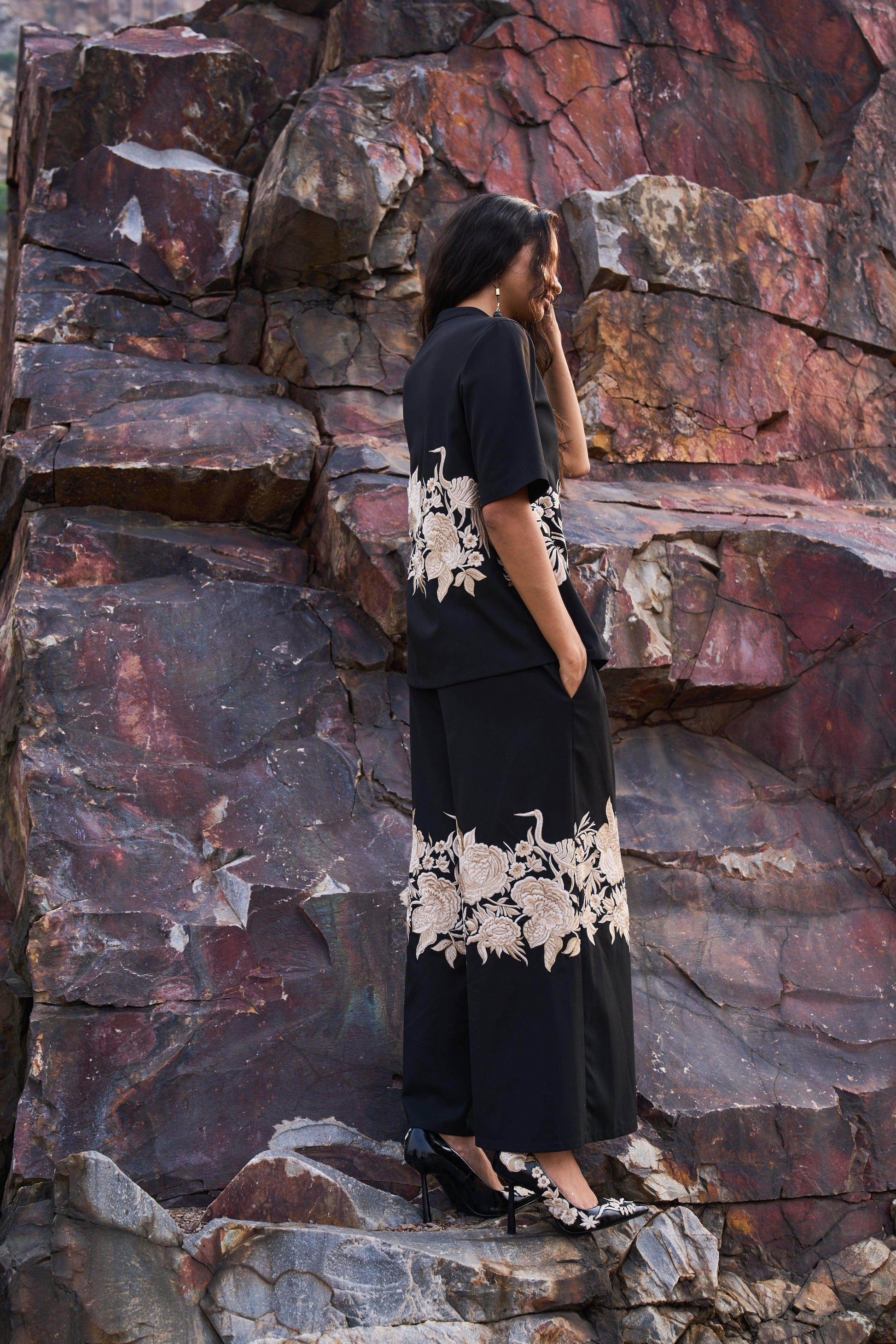 PLACEMENT EMBROIDERED PANT - dash and dot