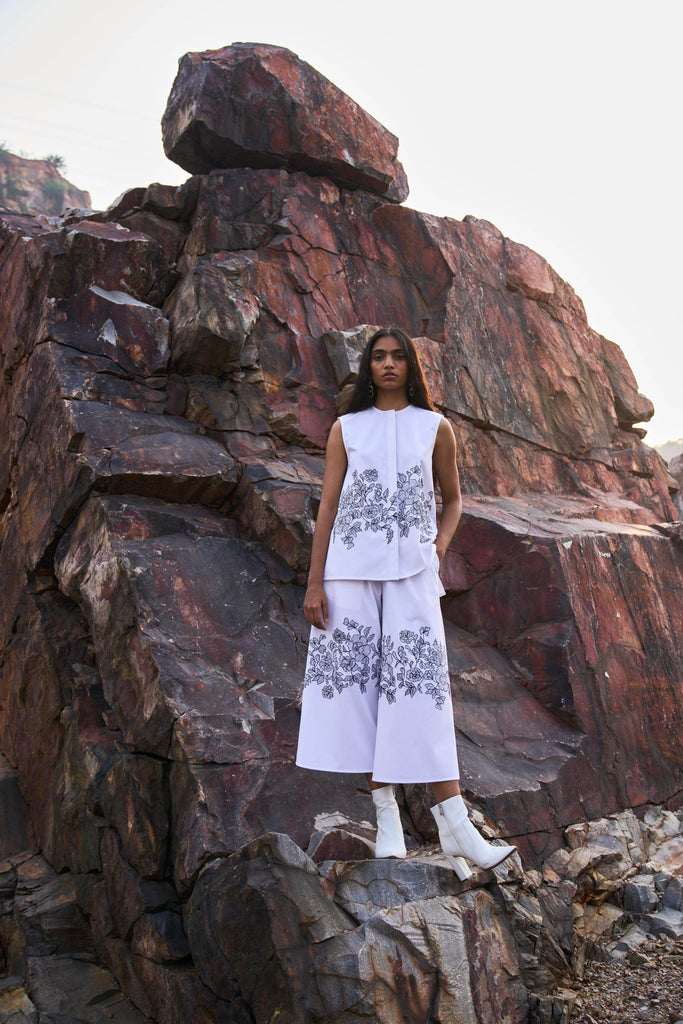 EMBROIDERED PANTS - dash and dot dash and dot