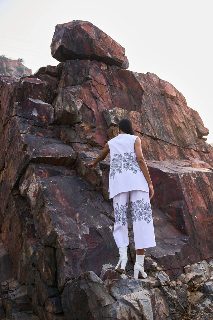 EMBROIDERED PANTS - dash and dot dash and dot